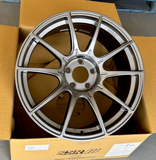 SSR GTX01 DARK SILVER 19x9.5 +35 5-114.3