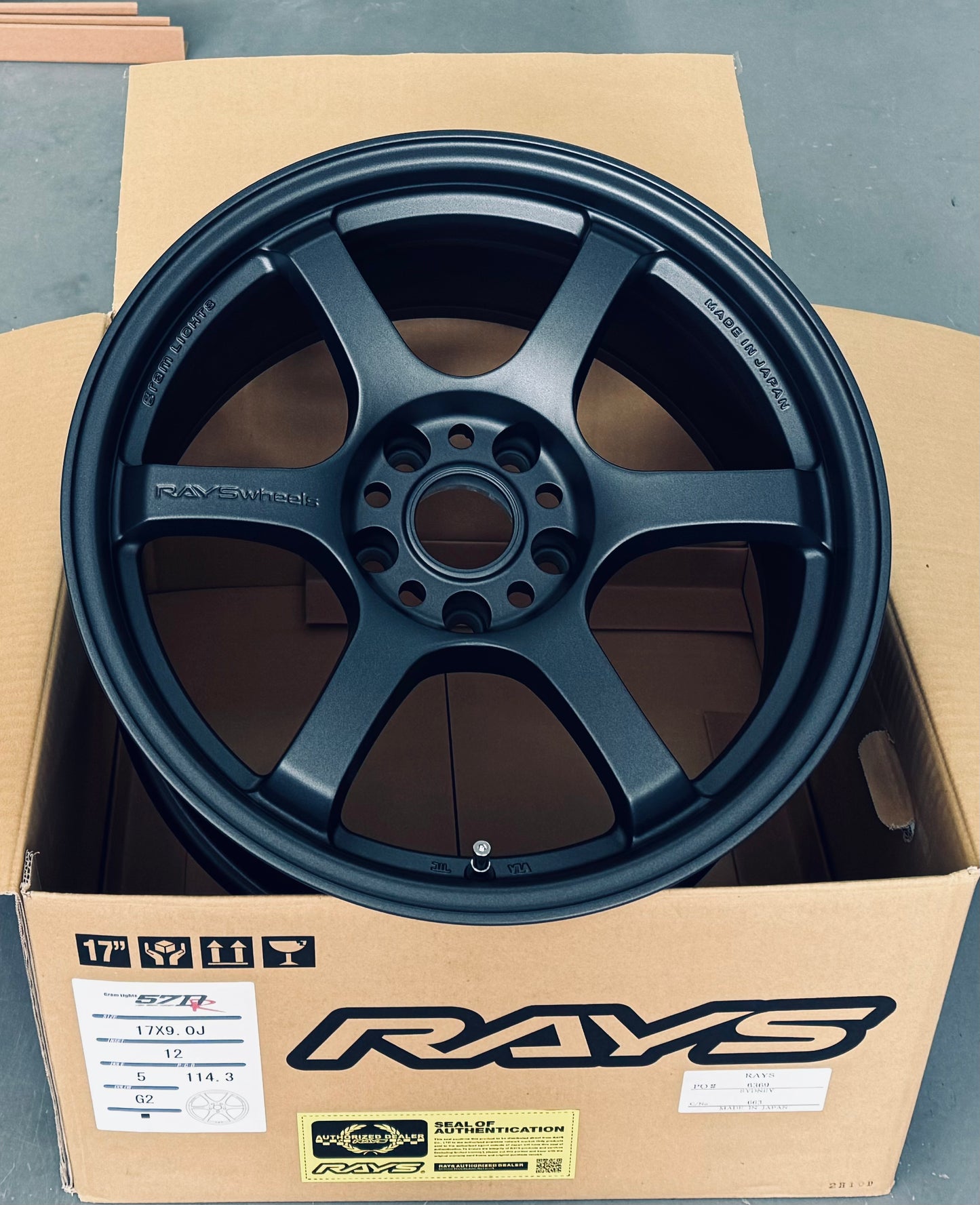 RAYS 57DR SEMI GUNBLUE (II) 17x9 +12 5-114.3