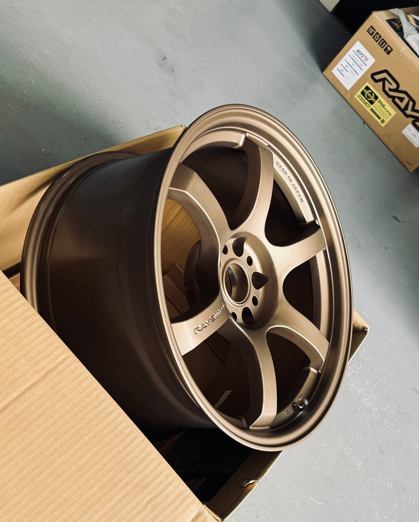 RAYS 57DR BRONZE 18x9.5 +38 5-100