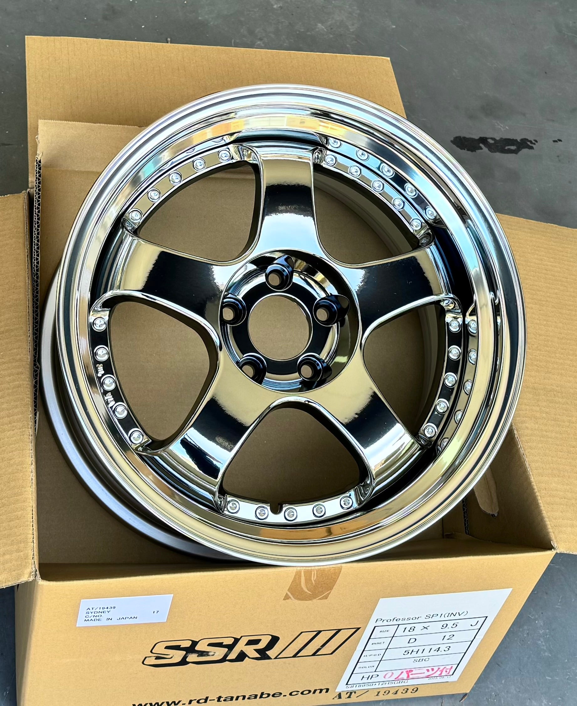 SSR SP1 SBC 18x9.5 +12 HP 5-114.3 – Autotechnik Wheels