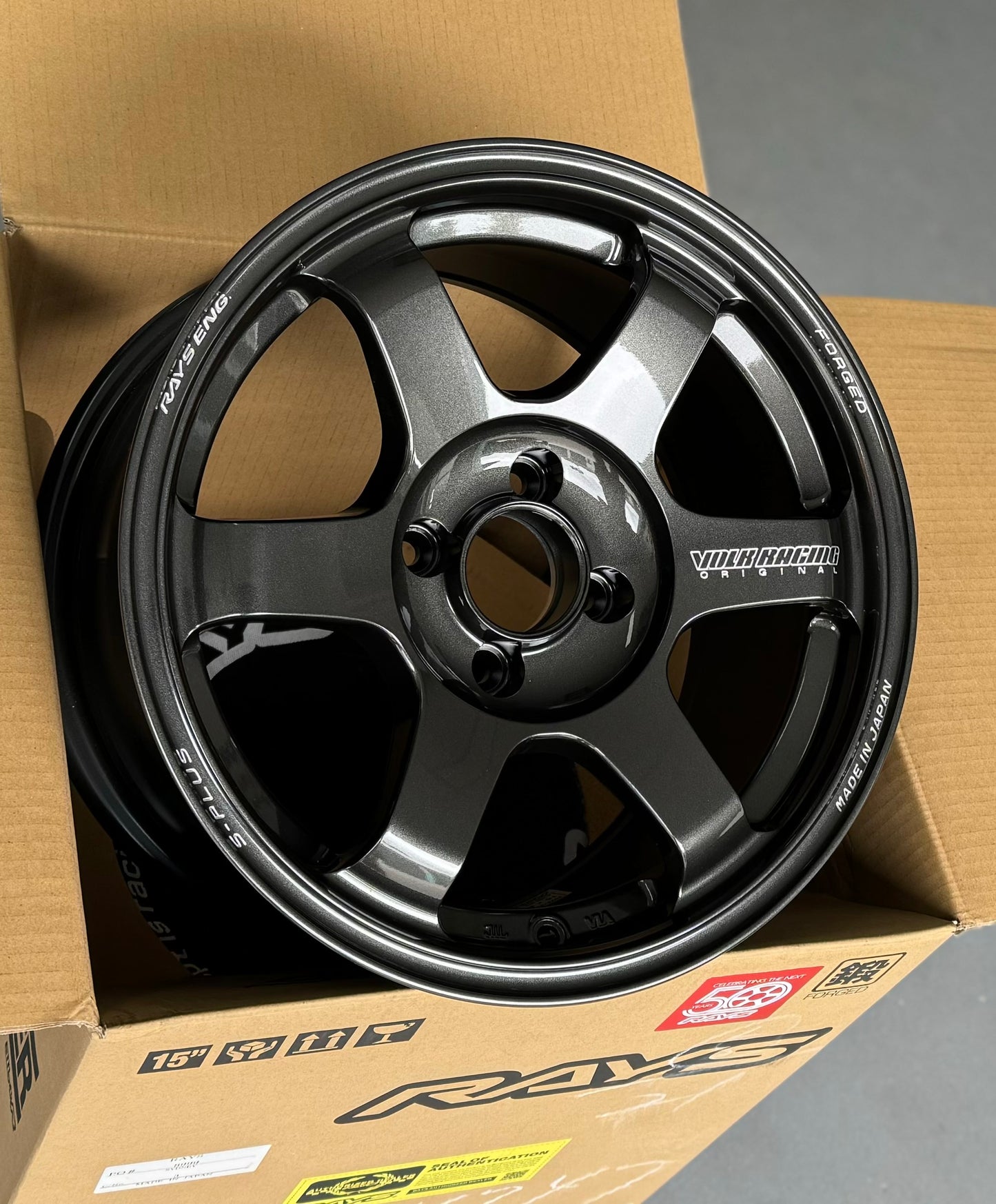 RAYS TE37 SAGA S-PLUS DIAMOND DARK GUNMETAL 15x8 +25 4-100