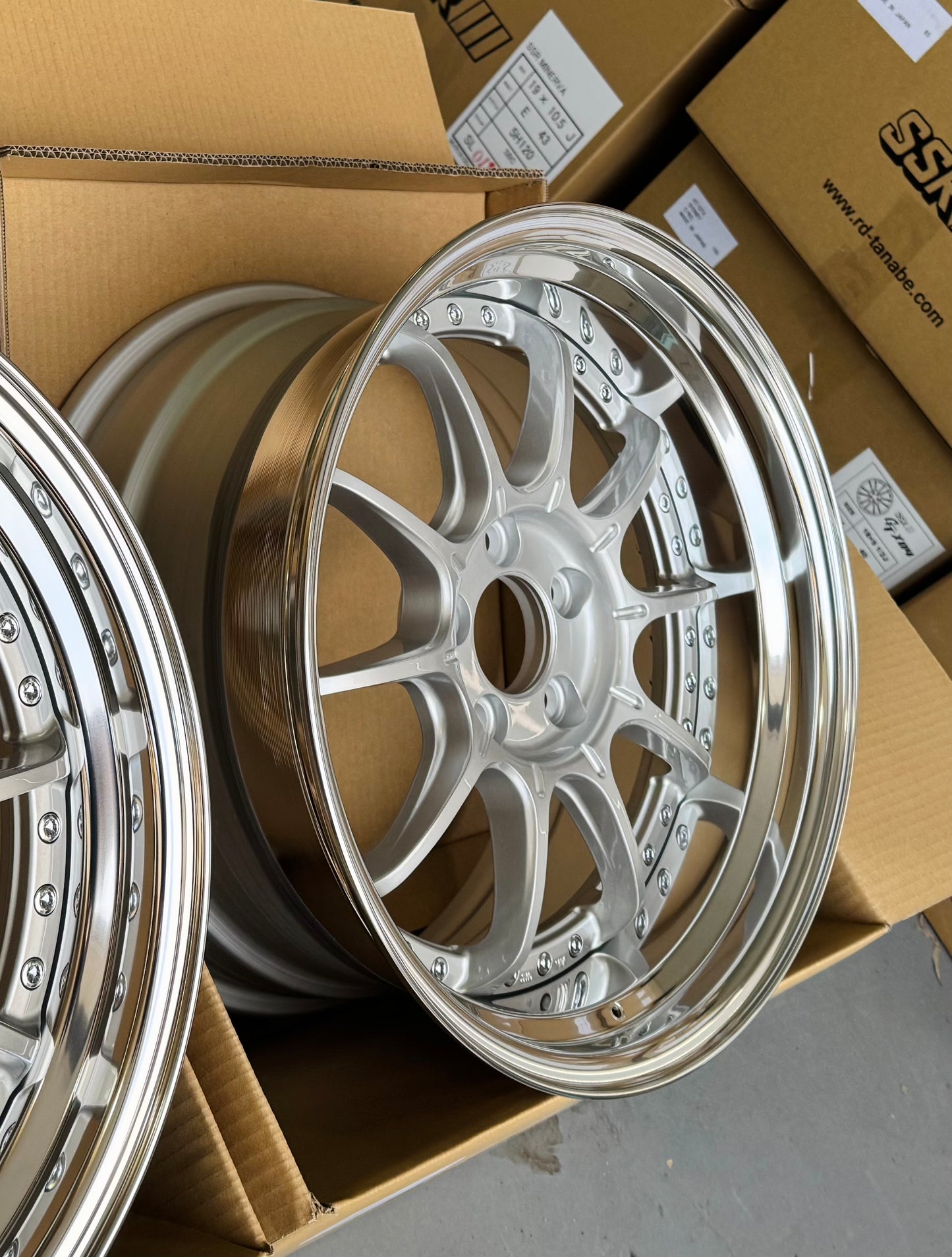 SSR SP5 HI BRIGHT SILVER 18x8.5 +35 | 18x9.5 +30 5-114.3