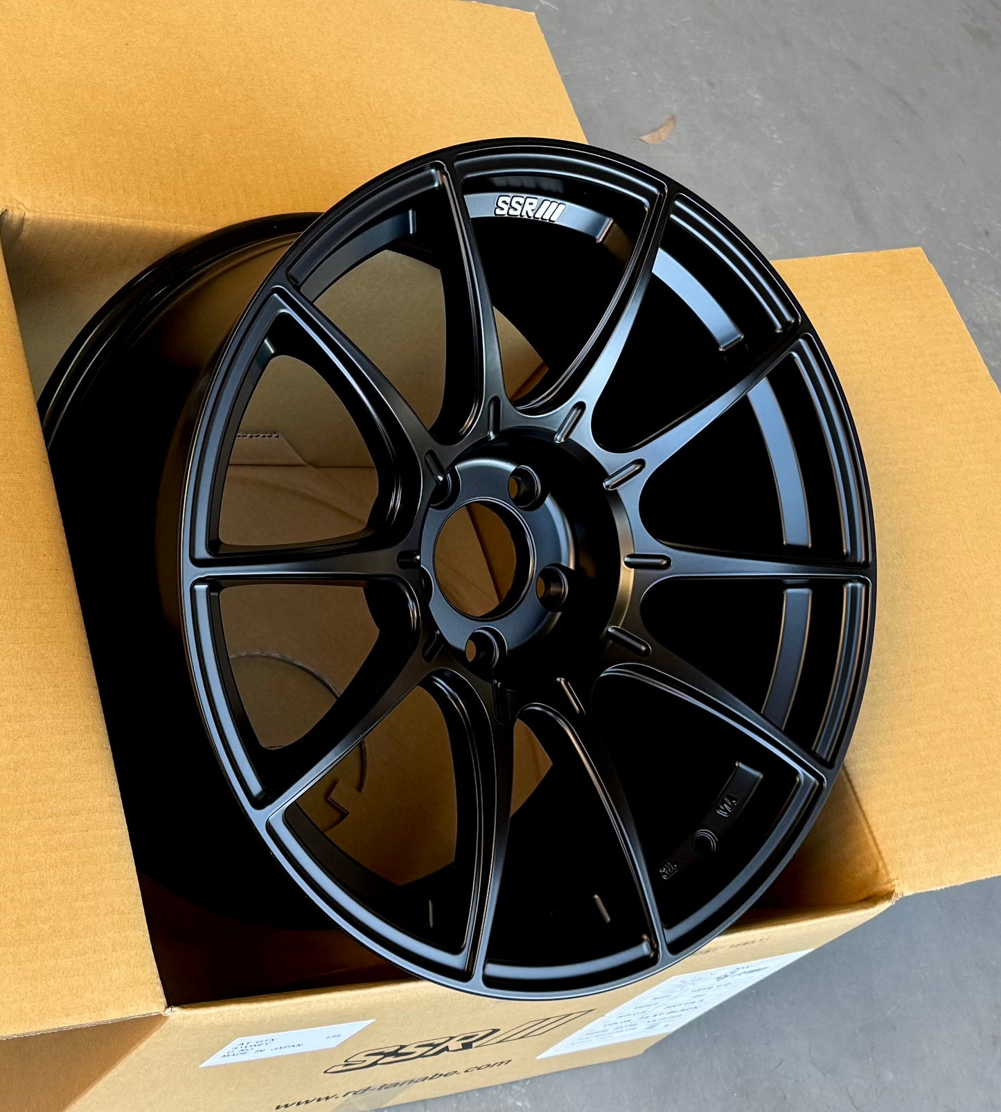 SSR GTX01 FLAT BLACK 18x8.5 +38 | 18x9.5 +22 5-114.3 STAGGERED SET