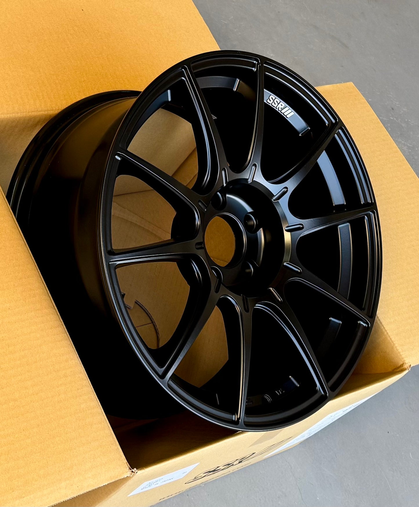 SSR GTX01 FLAT BLACK 19x8.5 +45 5-114.3