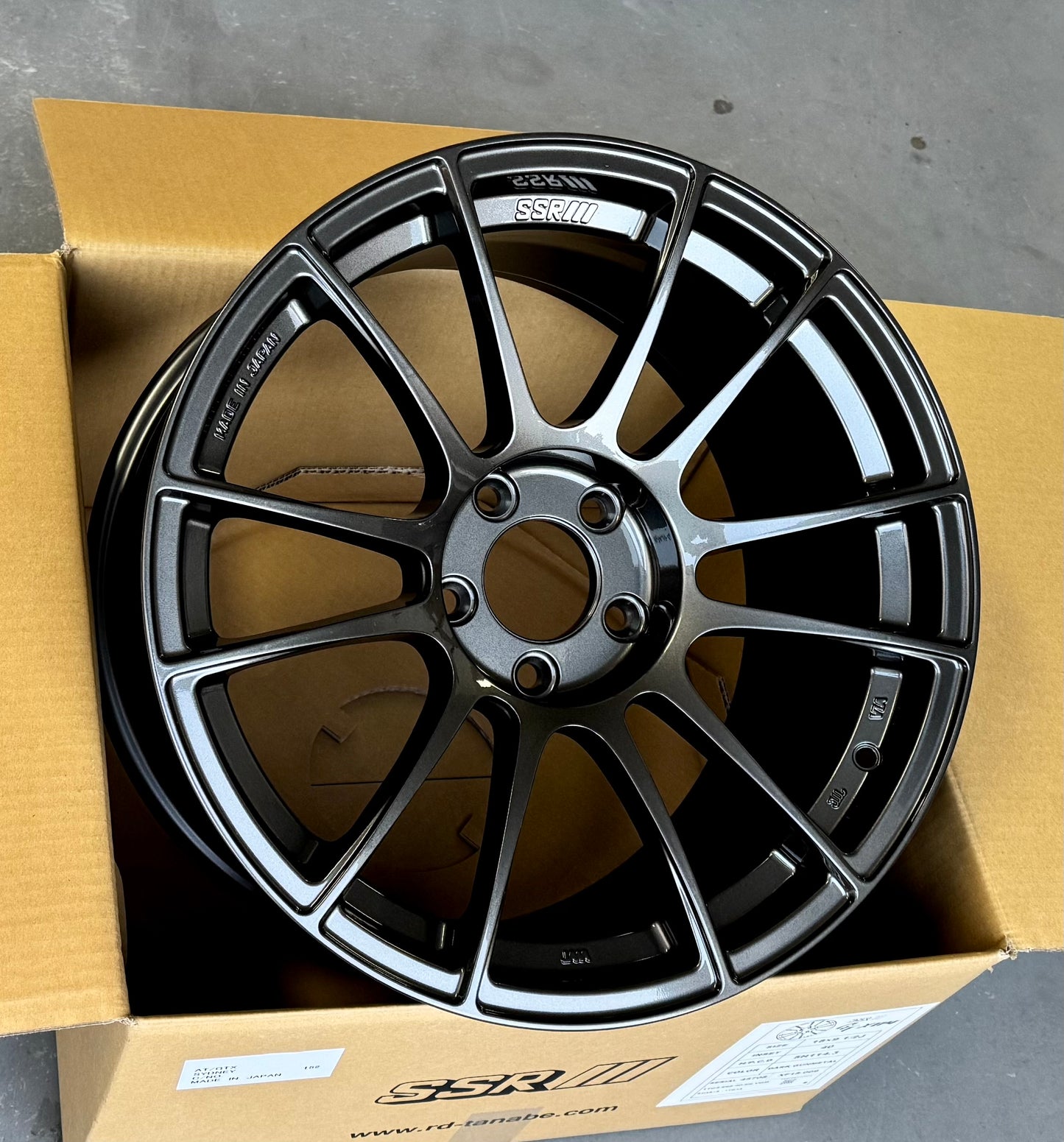 SSR GTX04 DARK GUNMETAL 17x9 +38 5-100