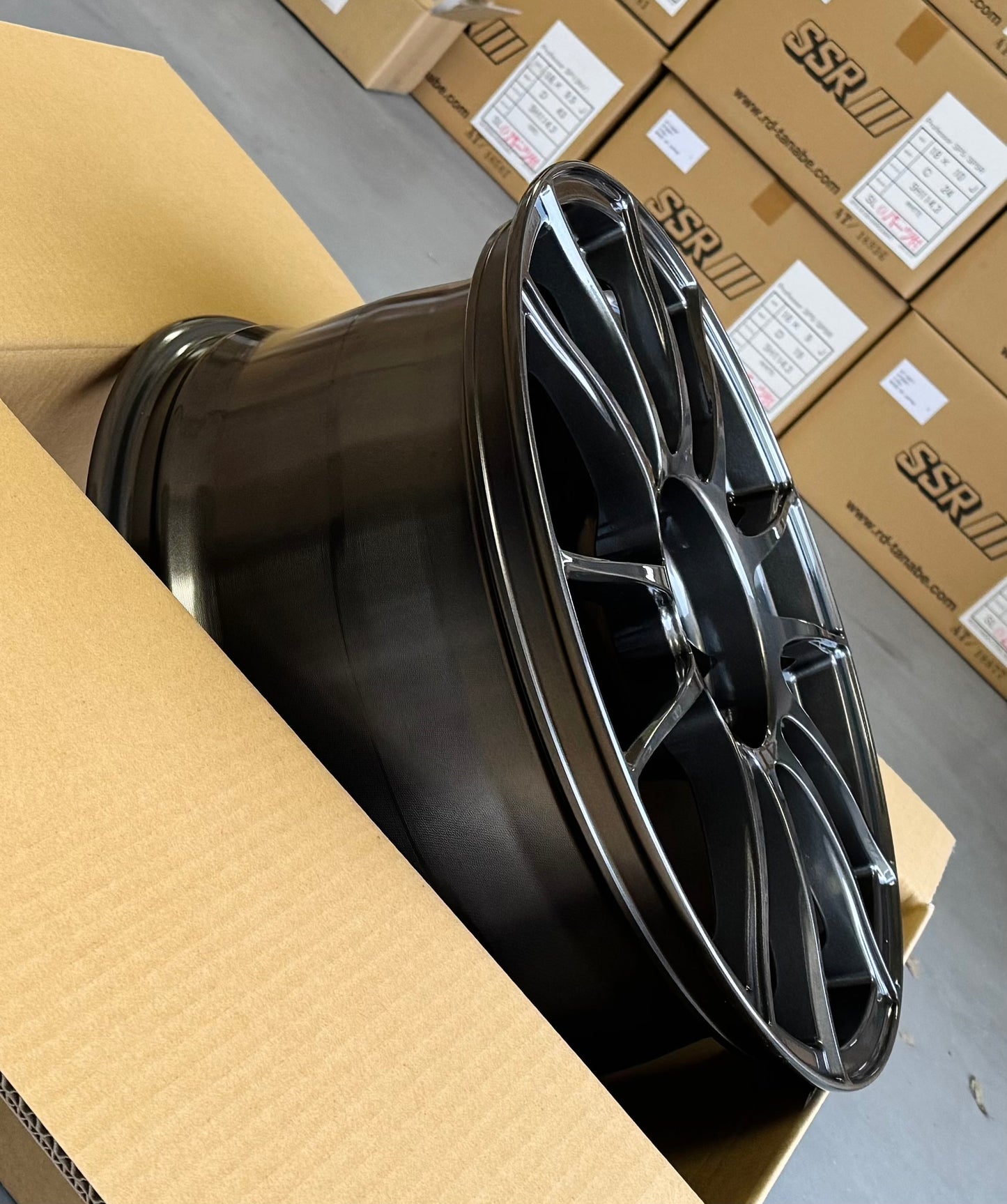 SSR GTX04 DARK GUNMETAL 18x7.5 +48 5-100