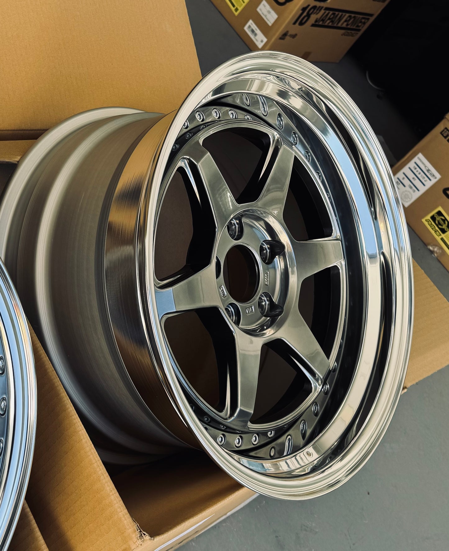 SSR SP7 TITAN SILVER 18x9 +19 HP | 18x10 +24 SL 5-114.3 STAGGERED