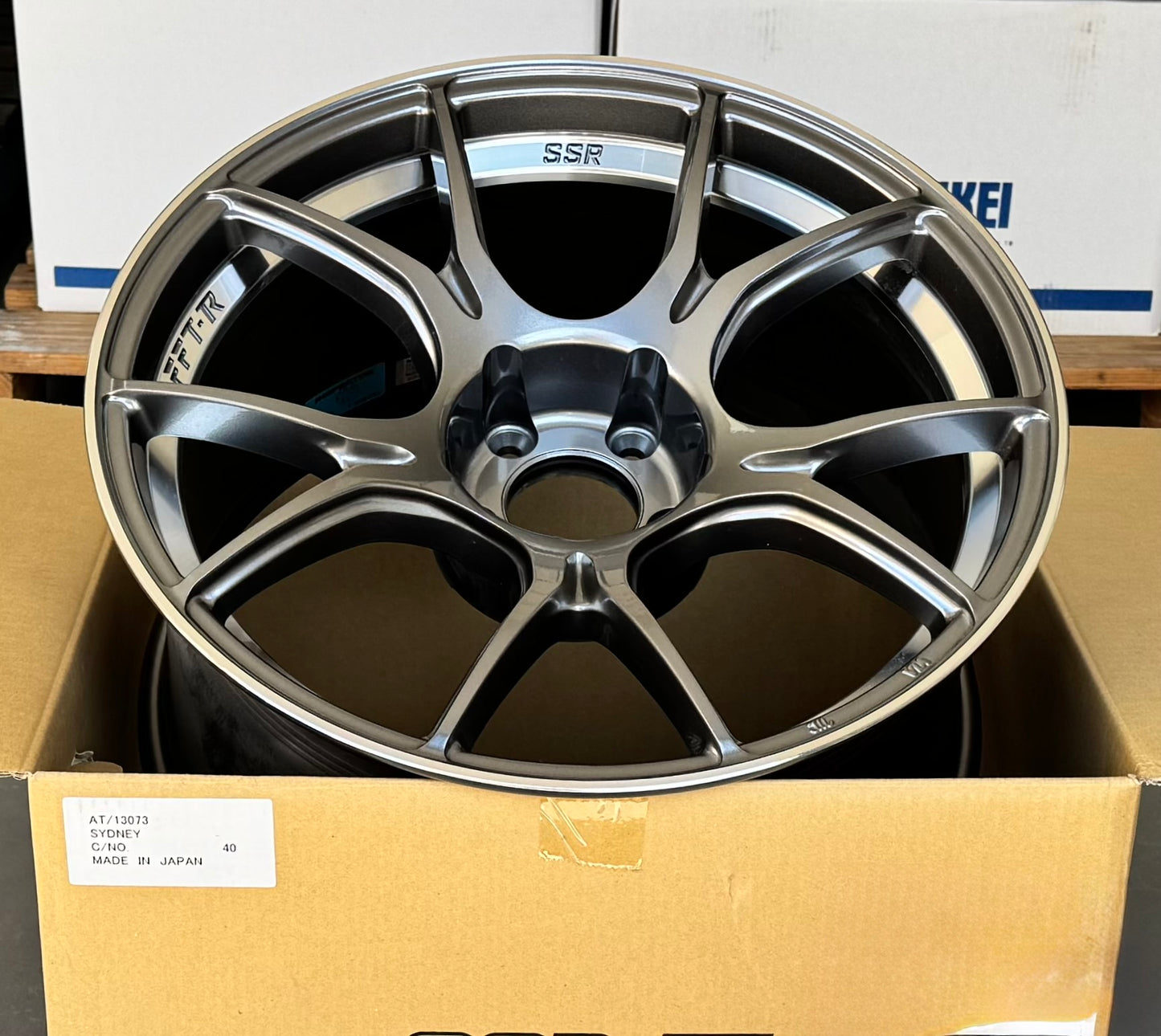 SSR GTX02 DARK SILVER 18x8.5 +45 5-100