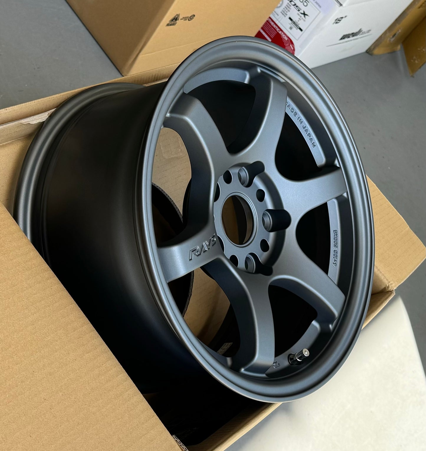 RAYS 57DR GUNBLUE 15x8 +35 4-100