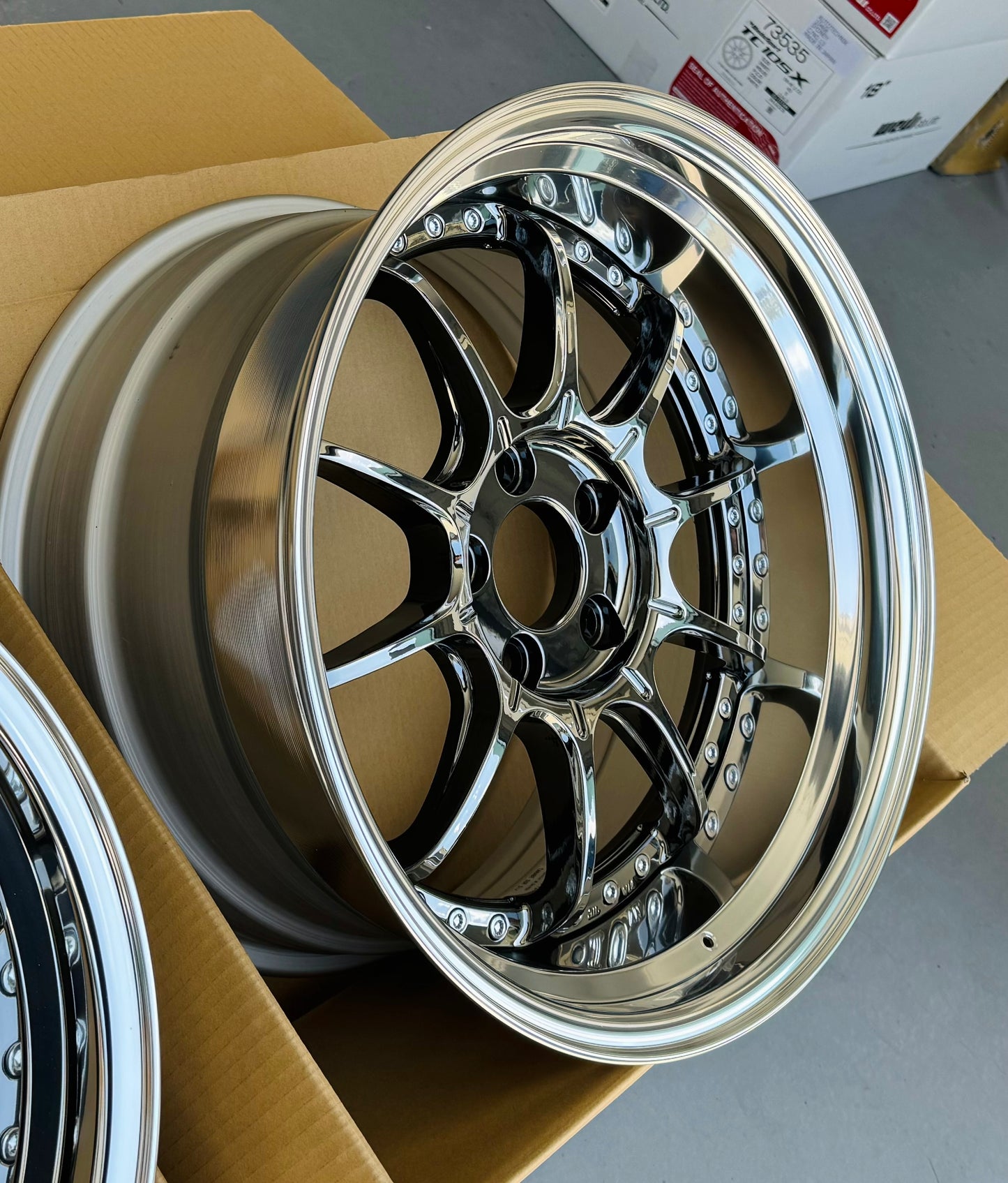 SSR SP5 SBC 18x9.5 +25 | 18x10 +24 5-114.3