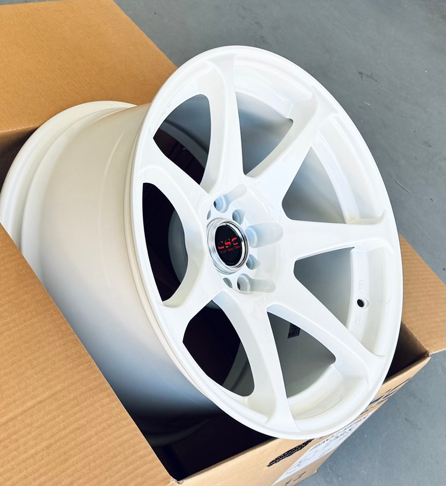 CST ZERO 1 WHITE 17x9.5 +15 5-114.3