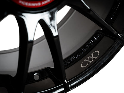 OZ RACING ULTRALEGERRA XX 18x8 +45 5-112