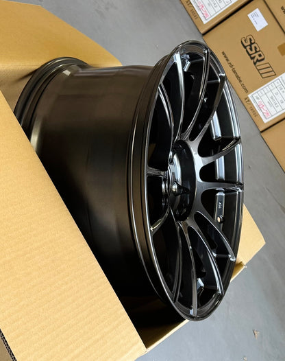 SSR GTX04 DARK GUNMETAL 17x9 +38 5-100