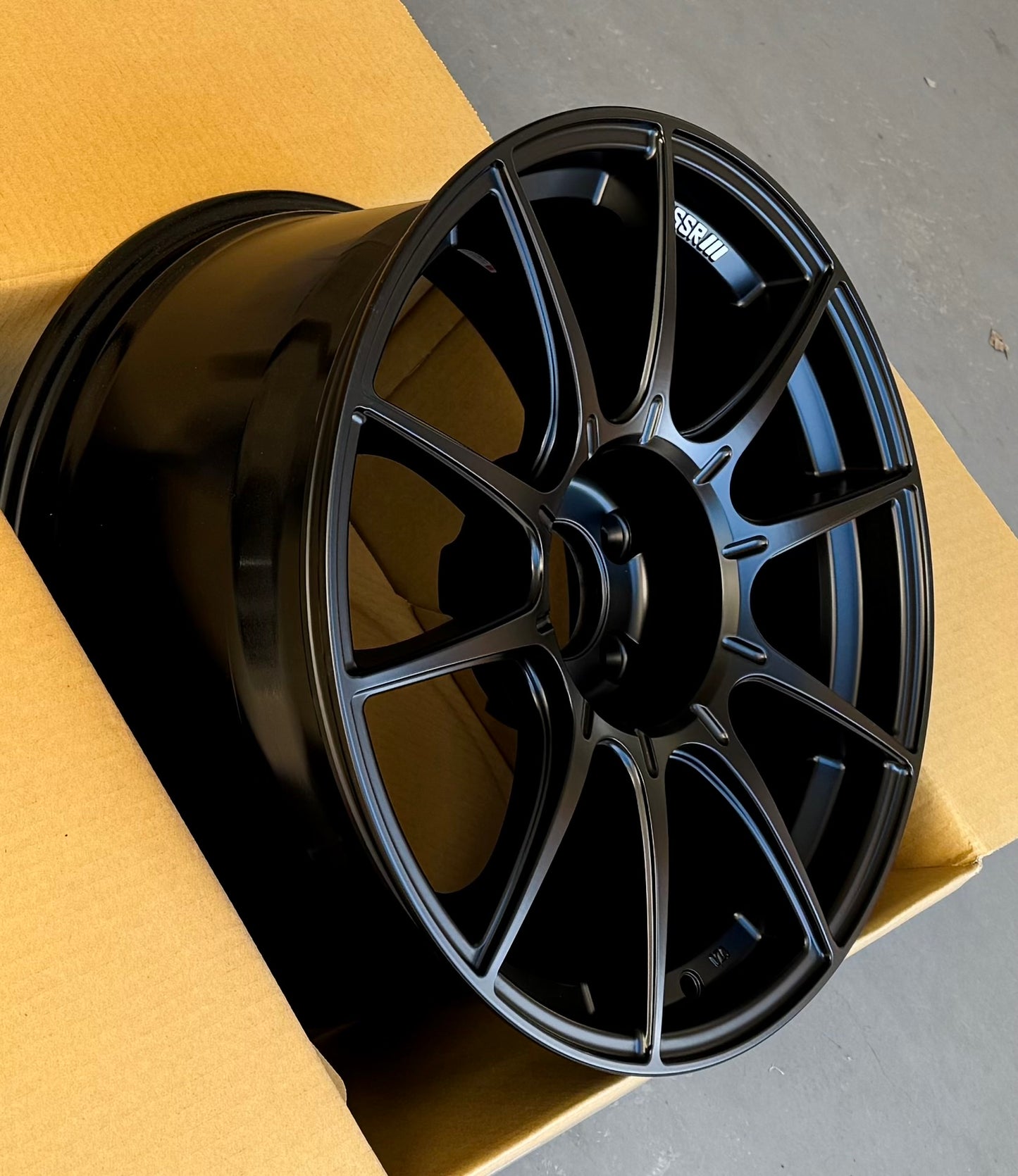 SSR GTX01 FLAT BLACK 18x9.5 +40 5-100