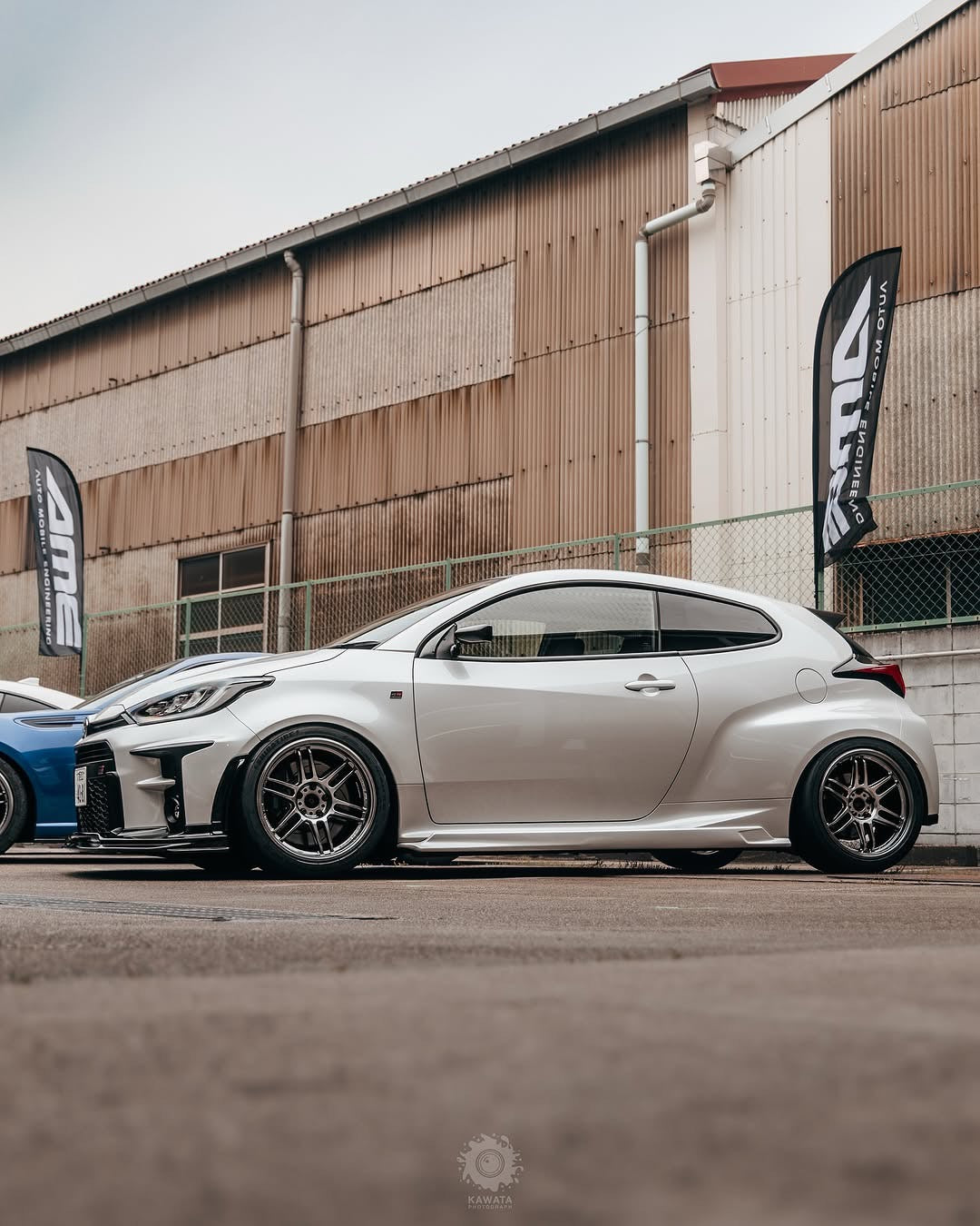 AME TRACER TM-02 HYPER SILVER 18x9.5 +38 5-114.3