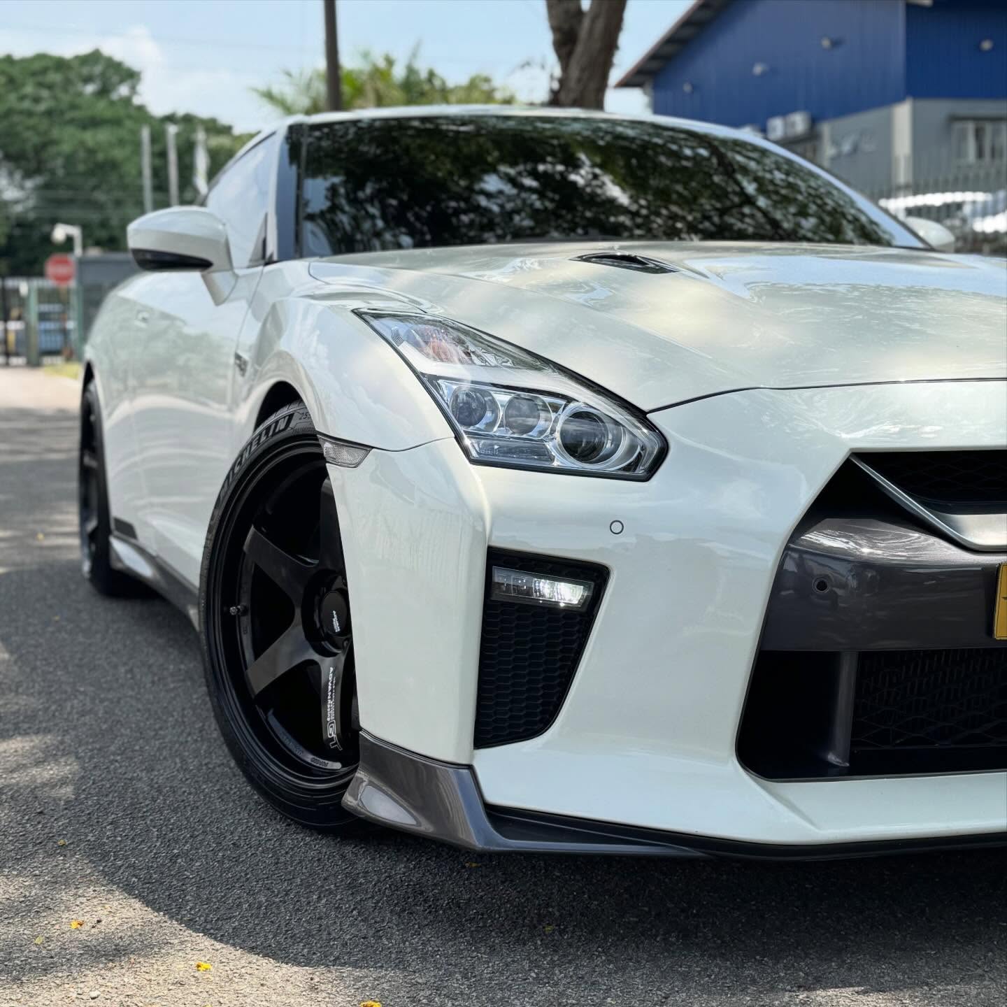 ADVAN RACING GT BEYOND 20x10 +30 | 20x12 +20 5-114.3 - RACING TITANIUM BLACK (R35 GTR)