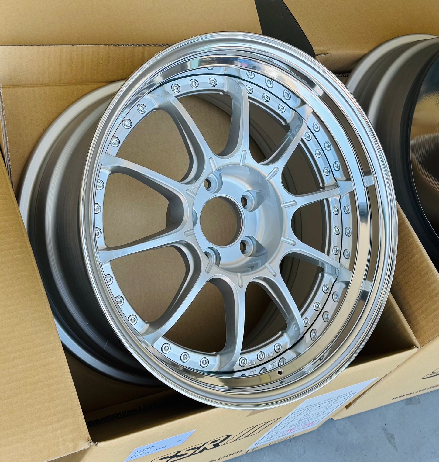 SSR SP5 HIGH BRIGHT SILVER 18x9.5 +12 | 18x10.5 +18 5-114.3