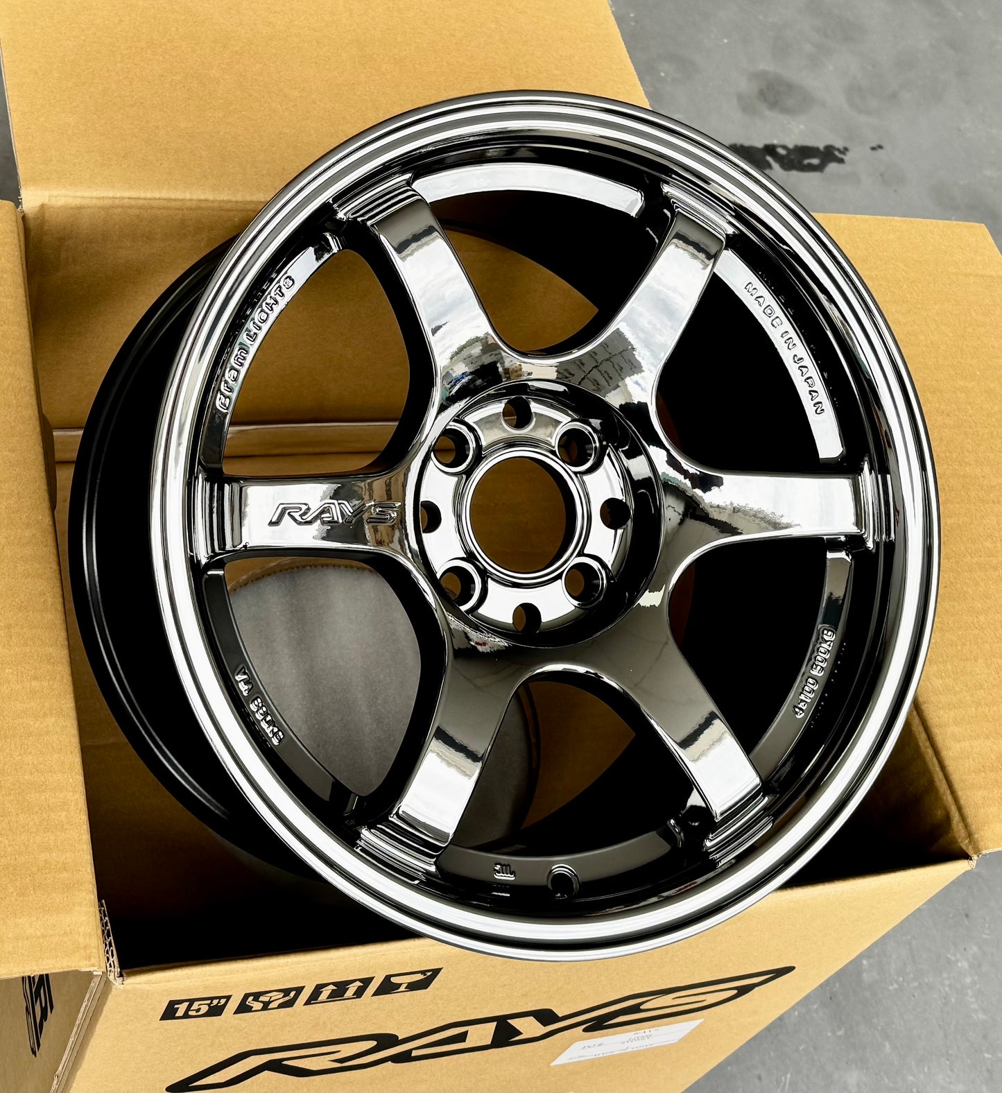 RAYS 57DR LIMITED RBC 15x8 +28 4-100