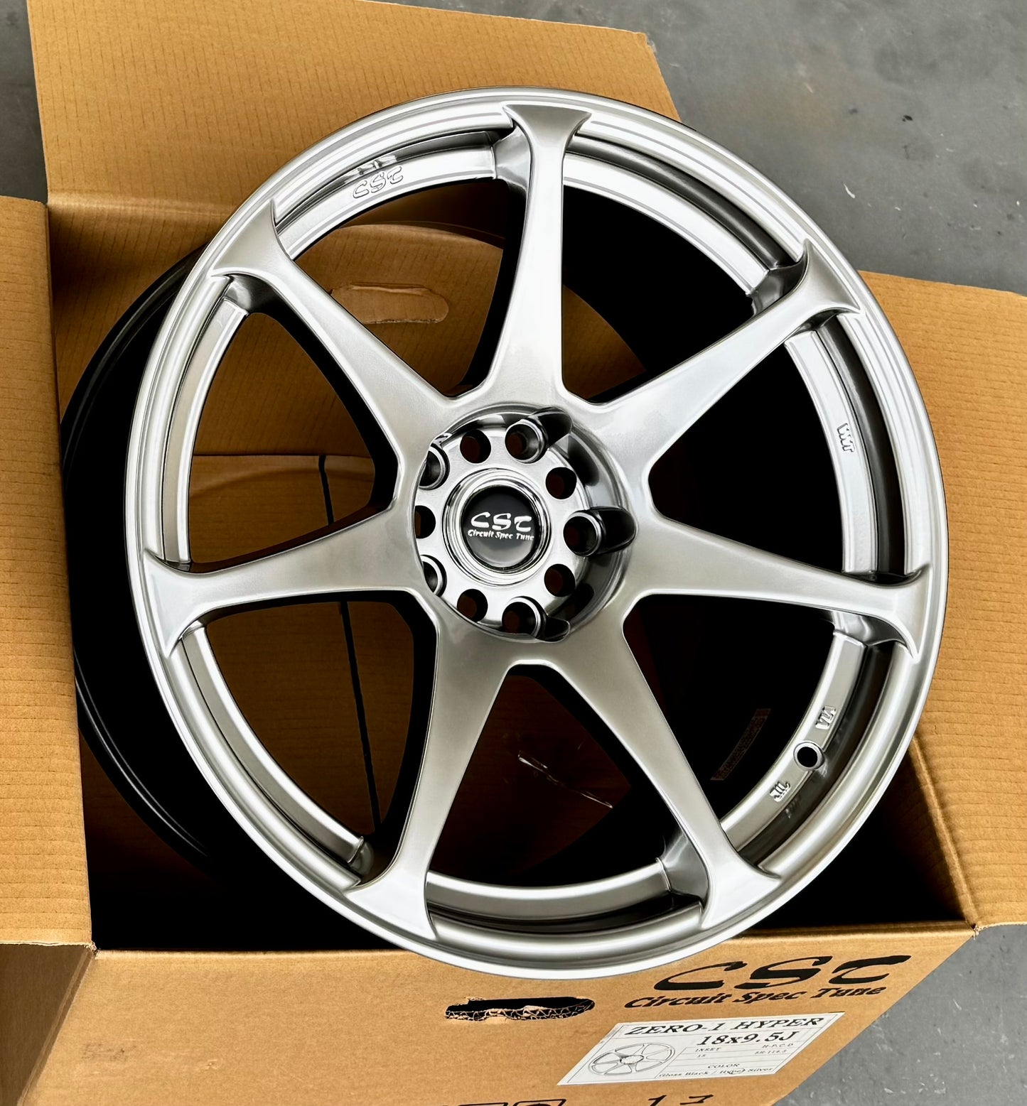 CST ZERO 1 HYPER SILVER 17x9.5 +15 5-114.3