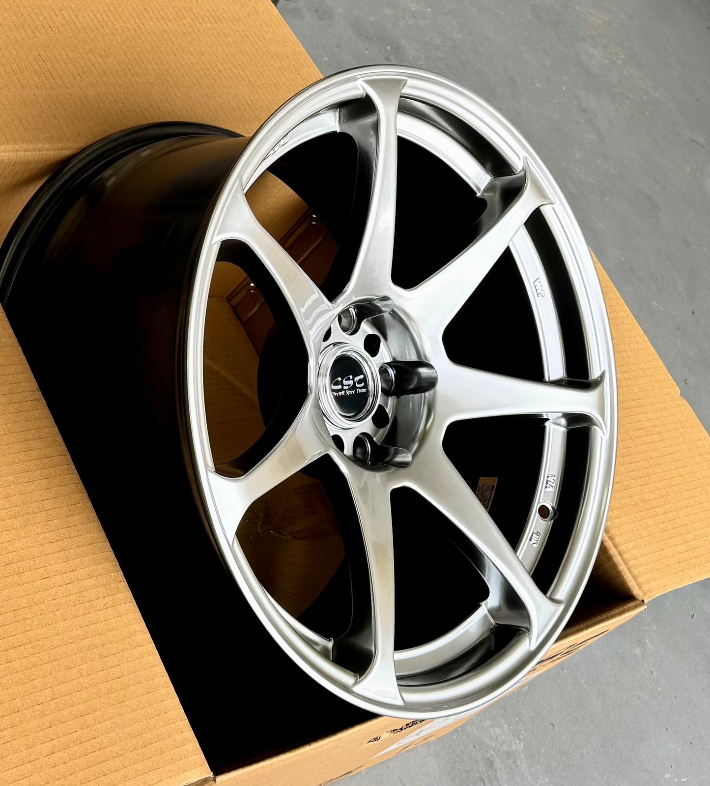 CST ZERO 1 HYPER SILVER 17x9.5 +15 5-114.3