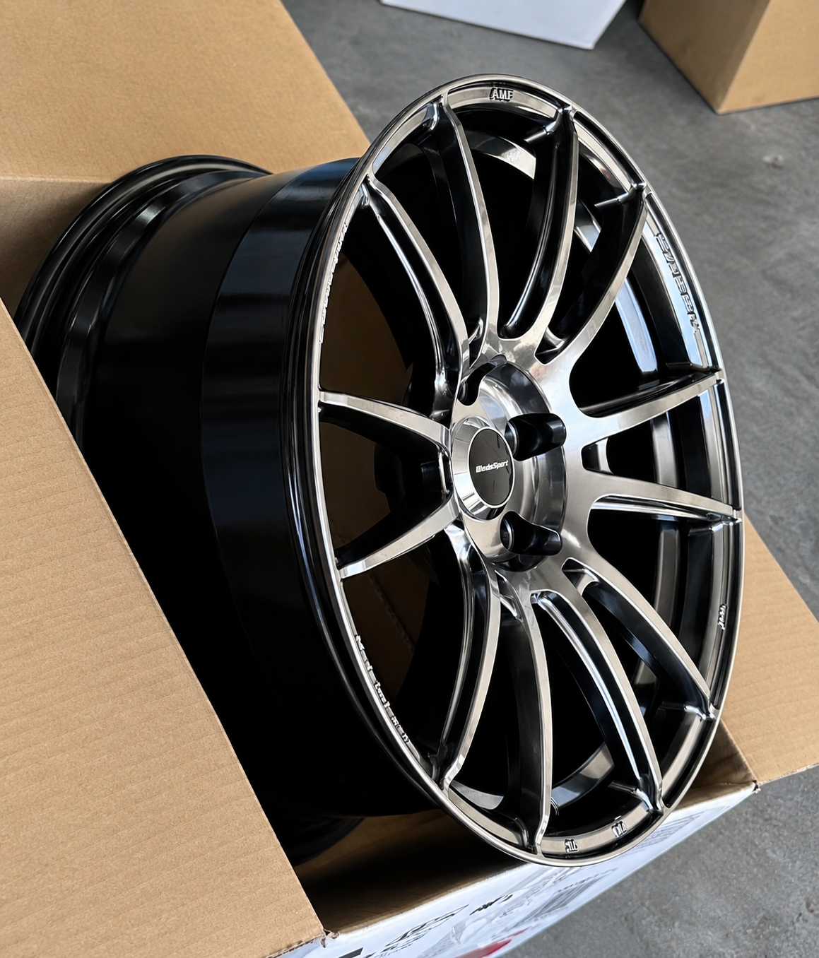 WEDSSPORT SA-62R 18x9.5 +45 5-114.3 PLATINUM SILVER BLACK