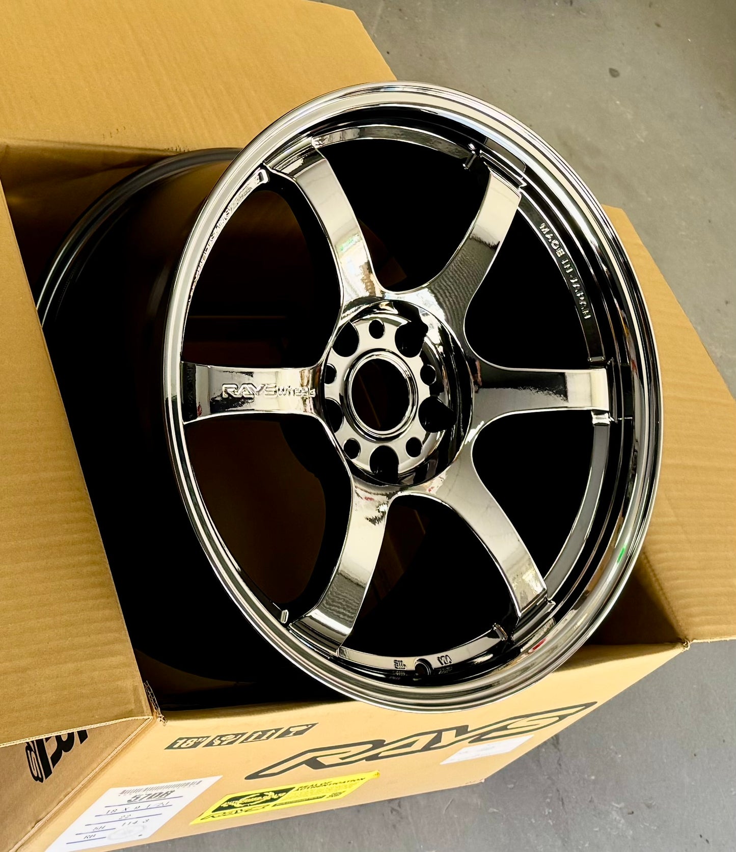 RAYS 57DR LIMITED RBC 18x9.5 +38 5-100