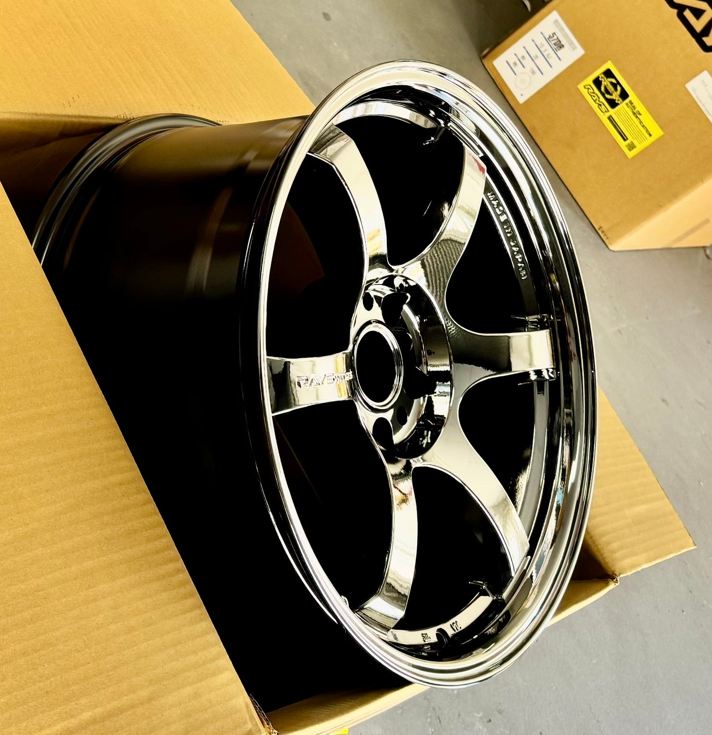 RAYS 57DR LIMITED RBC 18x9.5 +38 5-100