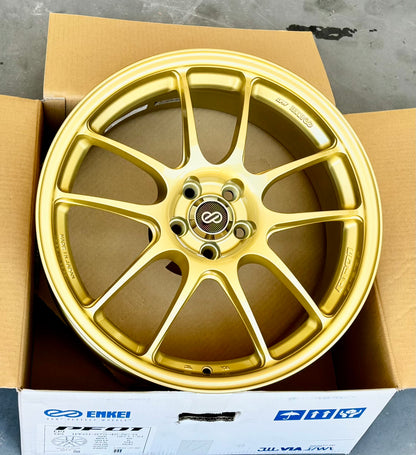ENKEI PF01 GOLD 18x7.5 +45 5-100