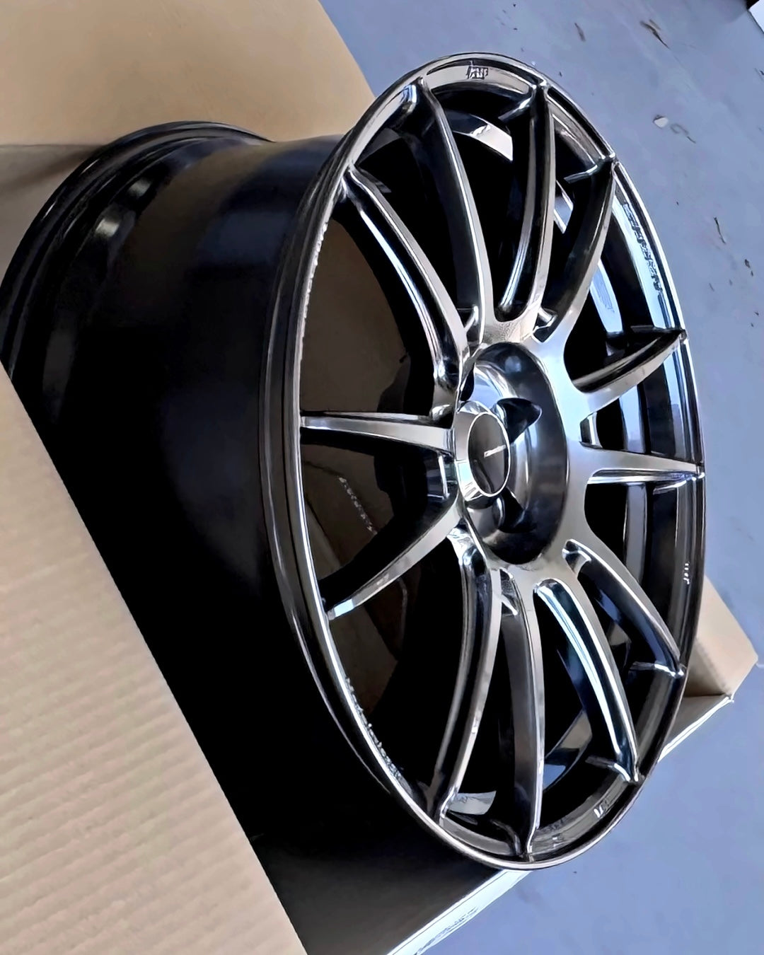 WEDSSPORT SA-62R 18x8.5 +45 5-100 PLATINUM SILVER BLACK