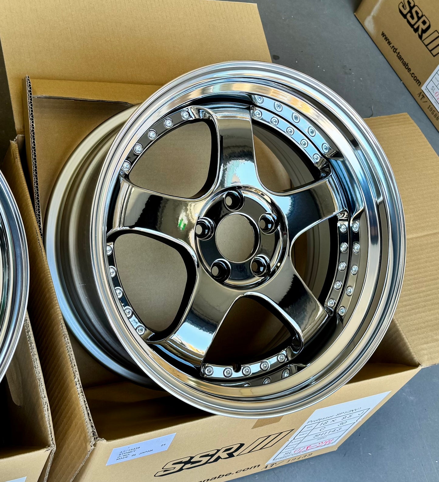 SSR SP1 SBC 18x8.5 +25 HP | 18x9.5 +30 SL 5-114.3 STAGGERED