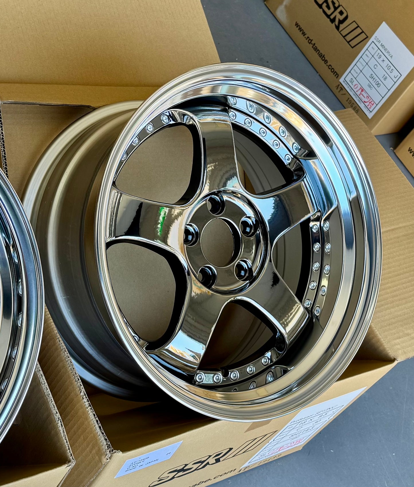 SSR SP1 SBC 18x8.5 +25 HP | 18x9.5 +30 SL 5-114.3 STAGGERED