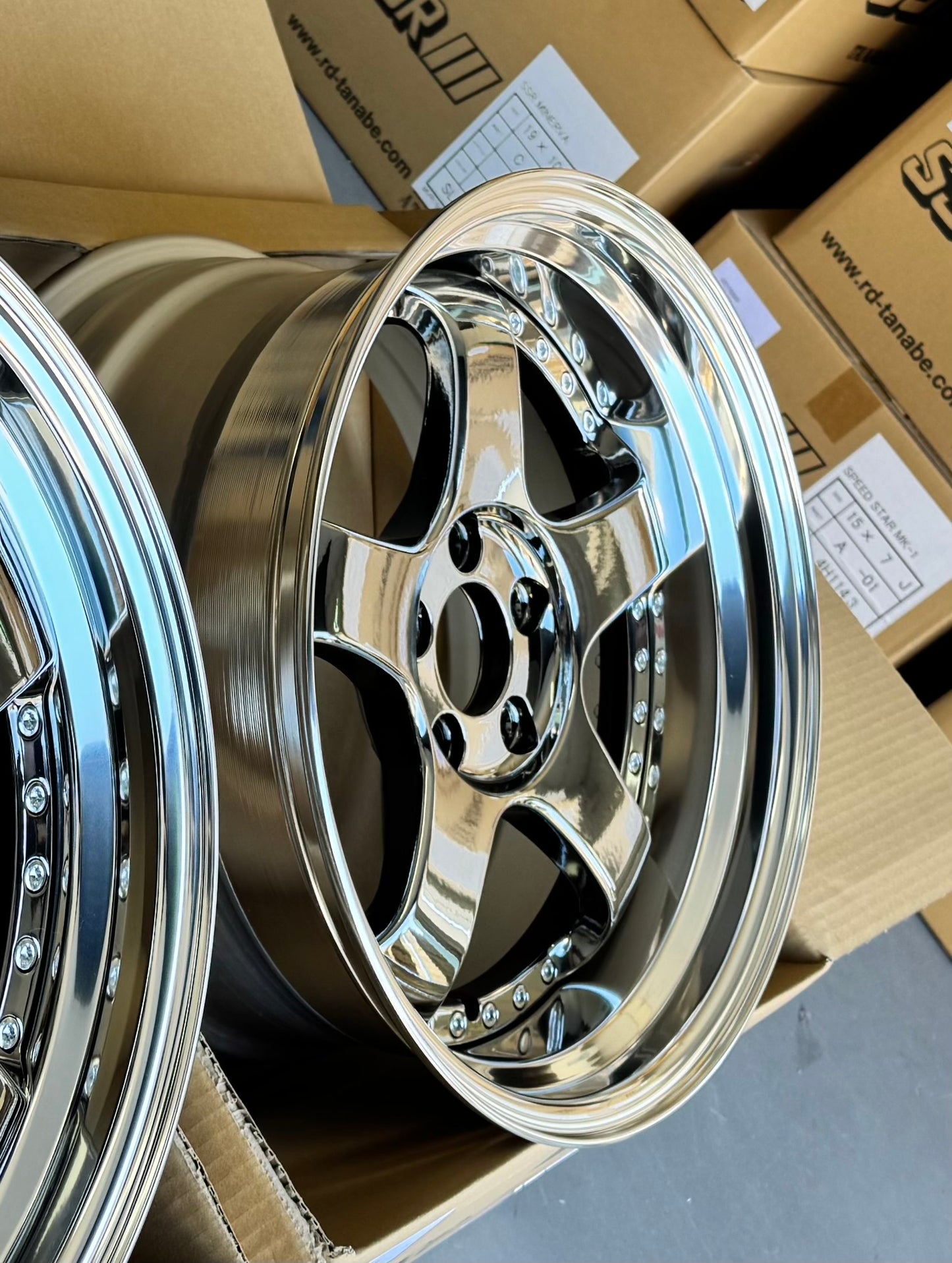 SSR SP1 SBC 18x8.5 +25 HP | 18x9.5 +30 SL 5-114.3 STAGGERED