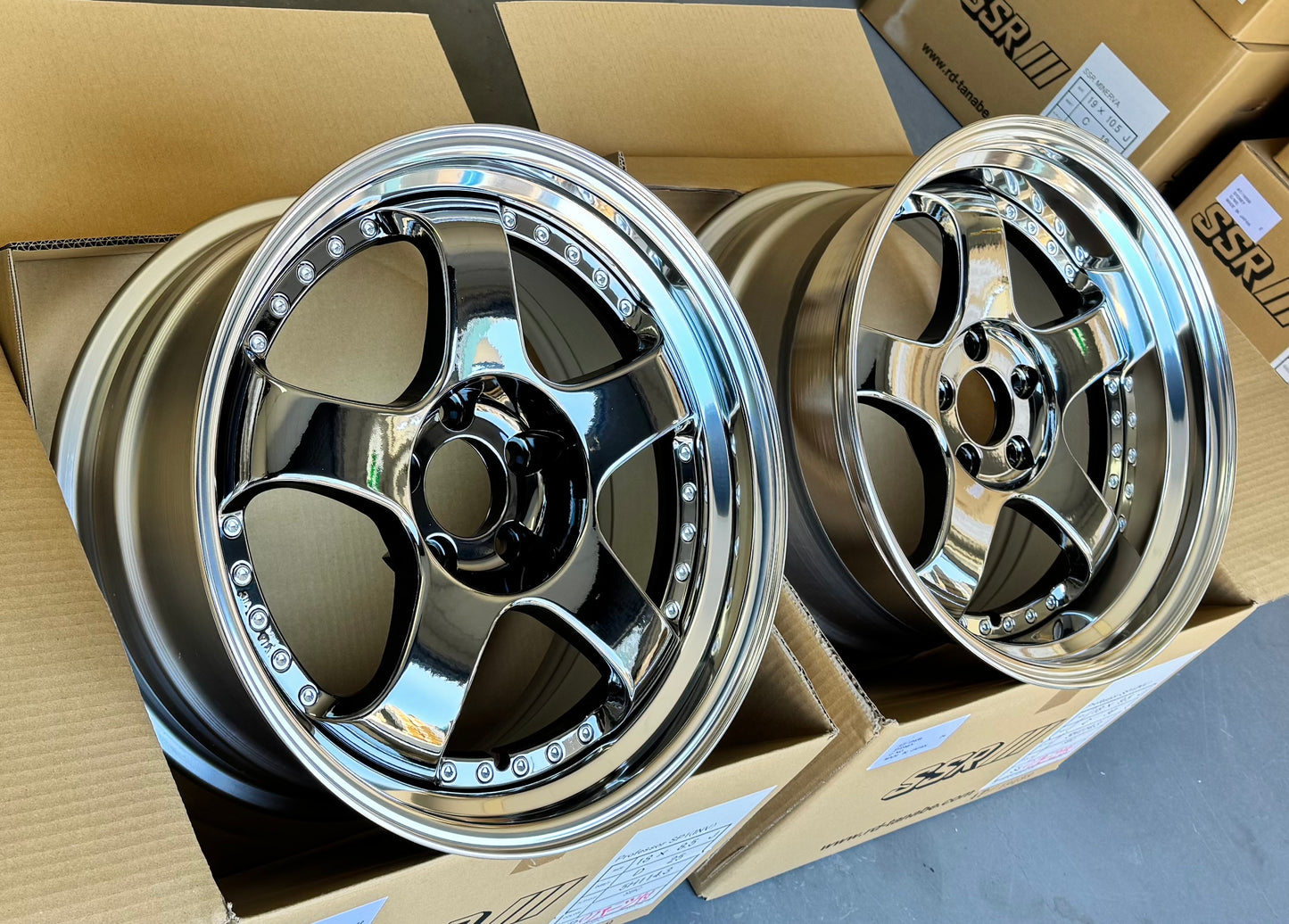SSR SP1 SBC 18x8.5 +25 HP | 18x9.5 +30 SL 5-114.3 STAGGERED