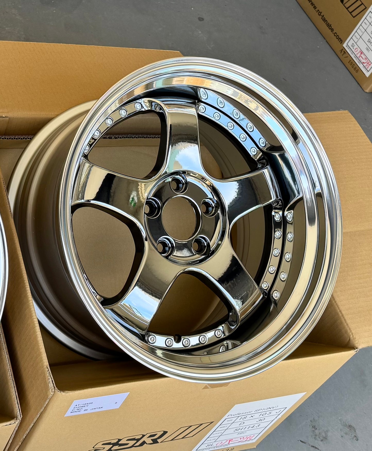 SSR SP1 SBC 18x9.5 +37 HP | 18x10.5 +30 SL 5-114.3 STAGGERED