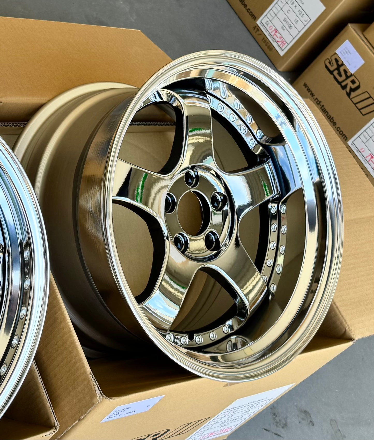 SSR SP1 SBC 18x9.5 +37 HP | 18x10.5 +30 SL 5-114.3 STAGGERED