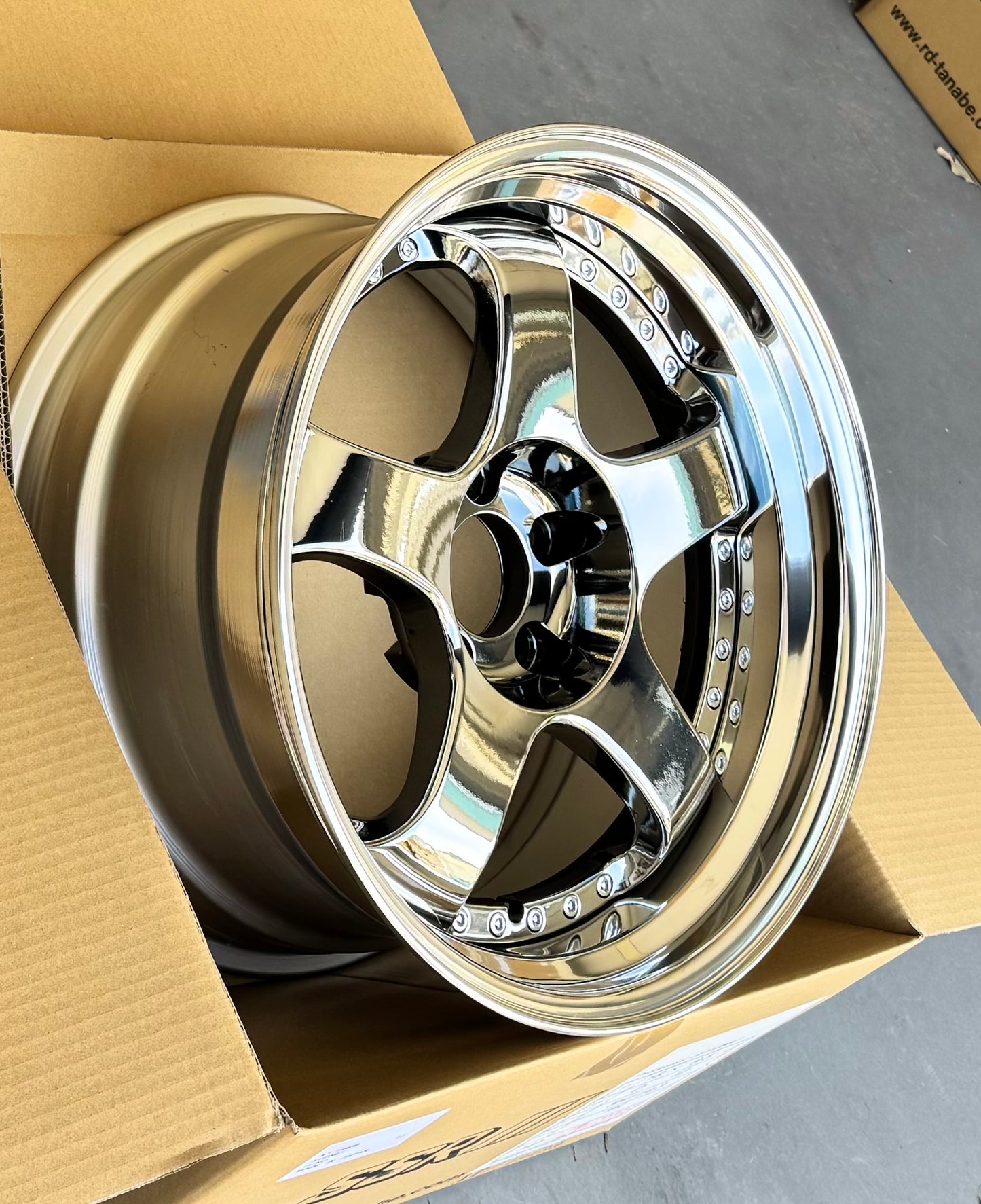 SSR SP1 SBC 18x9.5 +25 HP | 18x10.5 +30 SL 5-114.3 STAGGERED