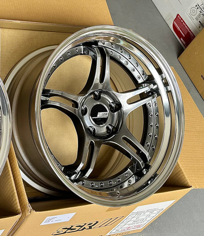 SSR SPX TITAN SILVER 18x9 +24 NR | 18x10 +24 SL 5-114.3 STAGGERED