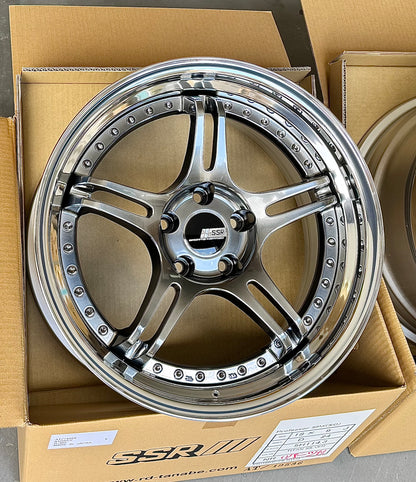 SSR SPX TITAN SILVER 18x9 +24 NR | 18x10 +24 SL 5-114.3 STAGGERED