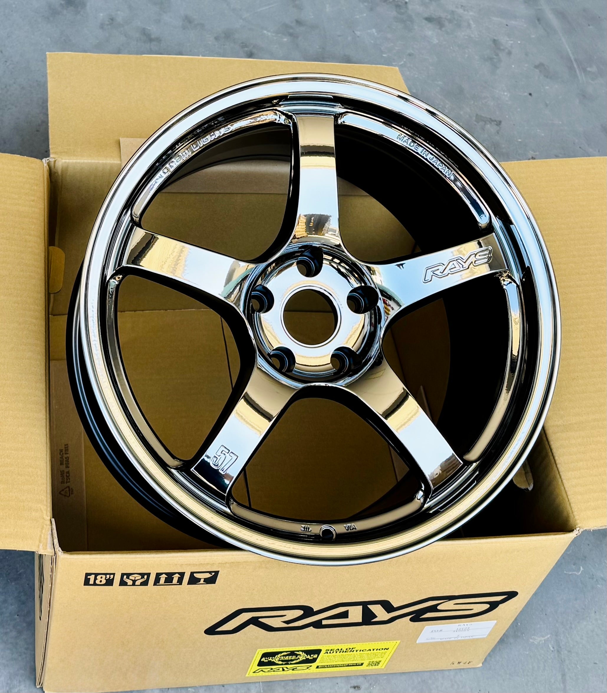RAYS 57CR LIMITED RBC 18x9.5 +12 5-114.3 – Autotechnik Wheels