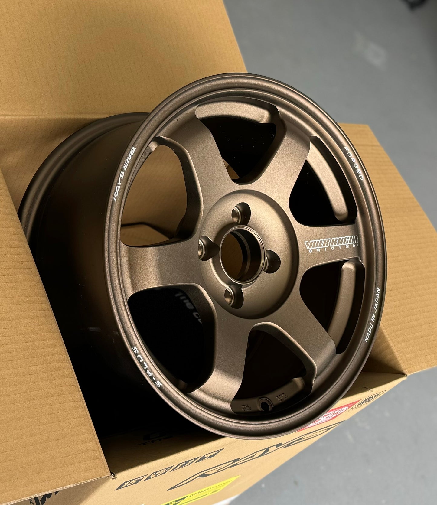 RAYS TE37 SAGA S-PLUS BRONZE 15x8 +25 4-100