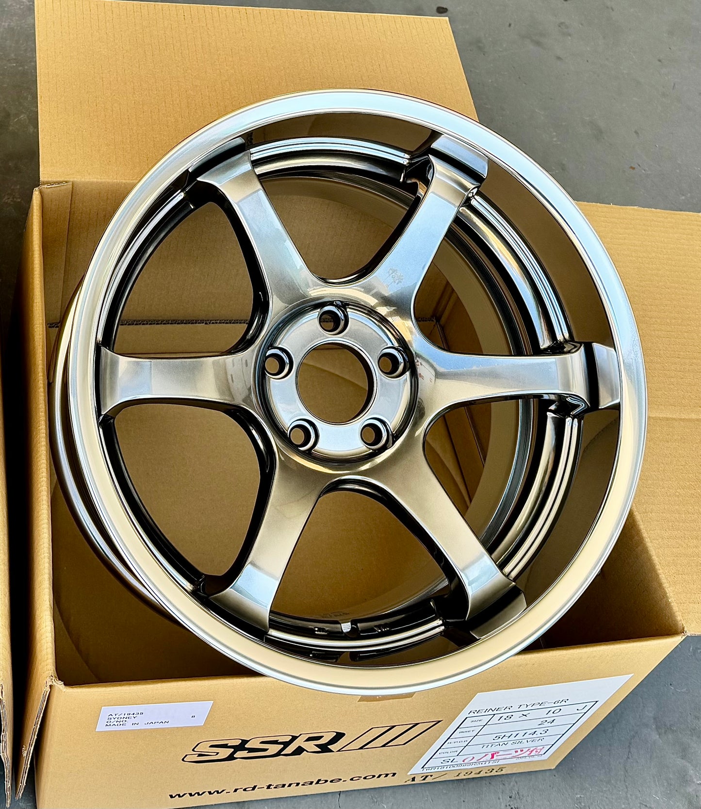 SSR REINER TYPE 6R 18x9 +19 | 18x10 +24 5-114.3