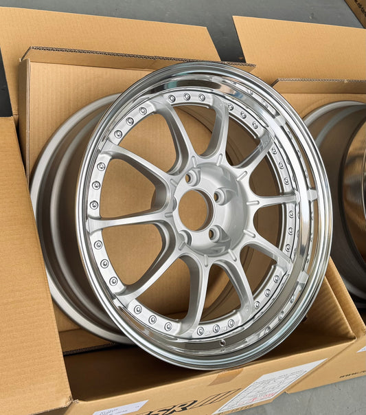 SSR SP5 HI BRIGHT SILVER 18x8.5 +35 | 18x9 +31 5-114.3