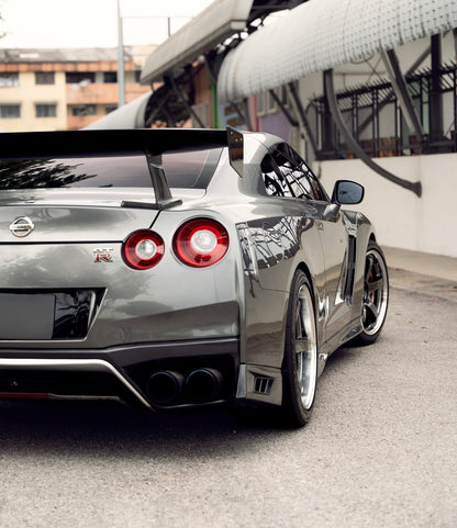 ADVAN RACING GT PREMIUM 20x10 +35 | 20x12 +20 5-114.3 MACHINING & HYPER PLATINUM BLACK (R35 GTR)