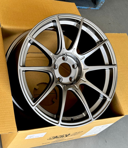 SSR GTX01 DARK SILVER 19x9.5 +35 5-114.3