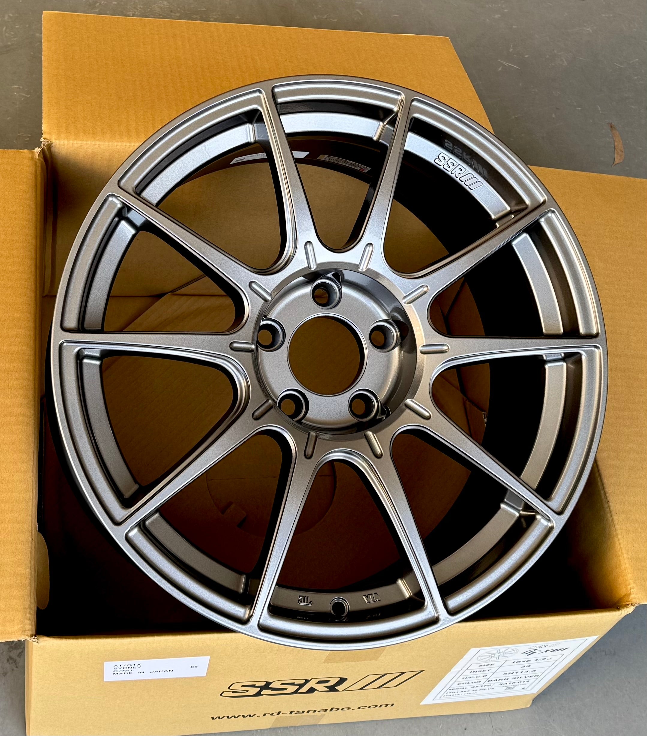 SSR 　GTX01 2本　18✕8·5 ダークシルバー SSR タナベ SSR GTX01 8．5J-18 5H 100