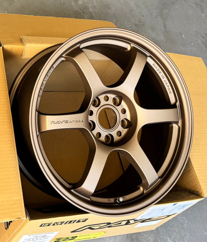 RAYS 57DR BRONZE 18x8.5 +37 5-100