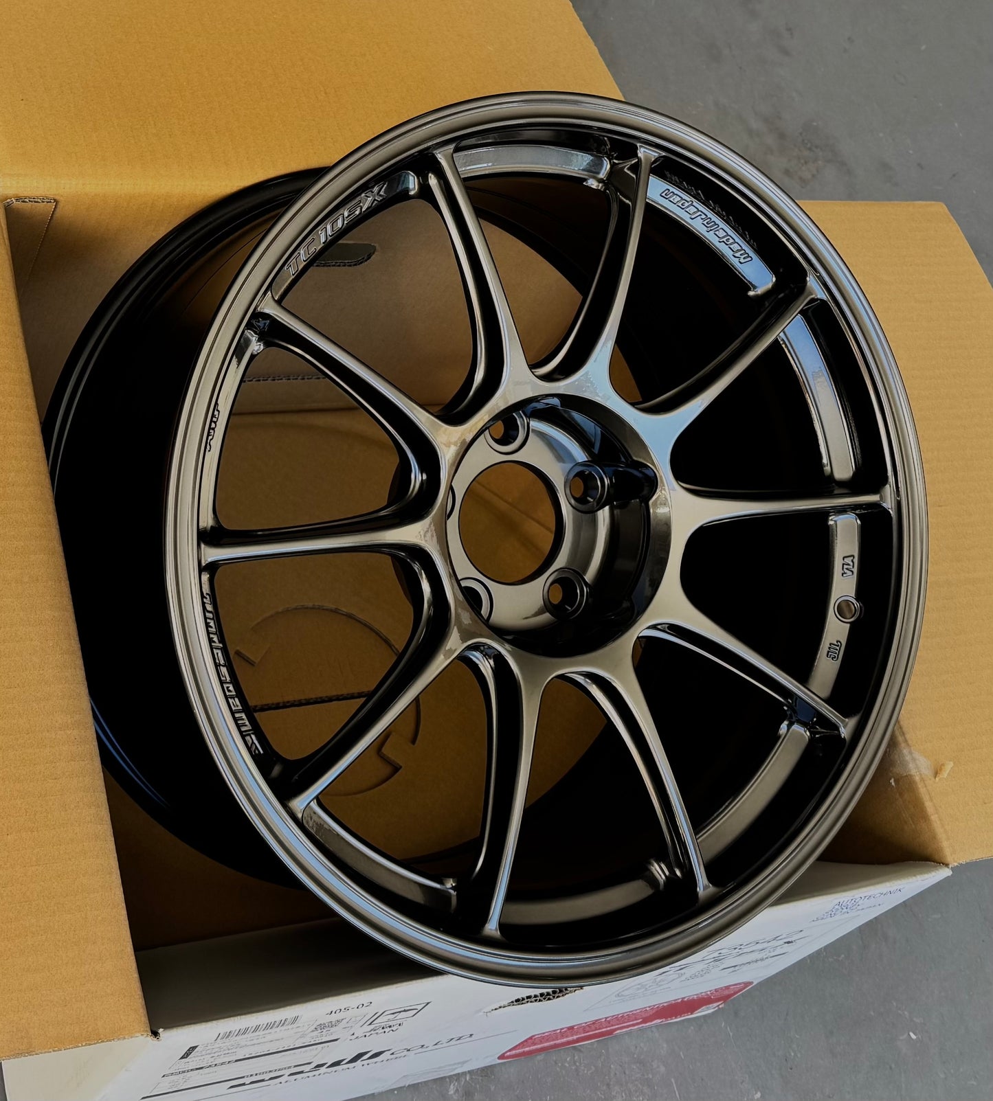 WEDS TC105X 18x9 +32 5-114.3 EJ TITAN