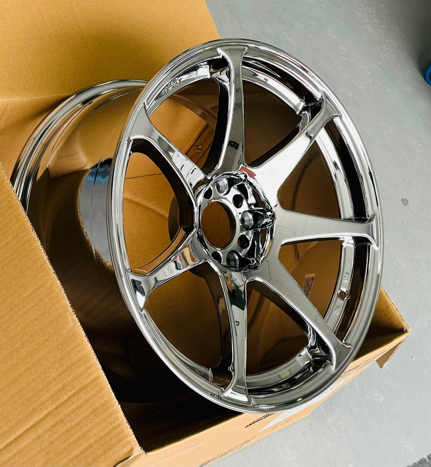 CST ZERO 1 HYPER 18x9.5 +15 5-114.3 CMC (CHROME)