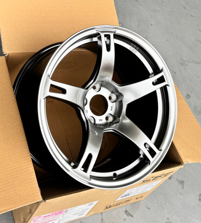CST ZERO 1 HYPER V2 HI METAL SILVER 18x9.5 +12 5-114.3