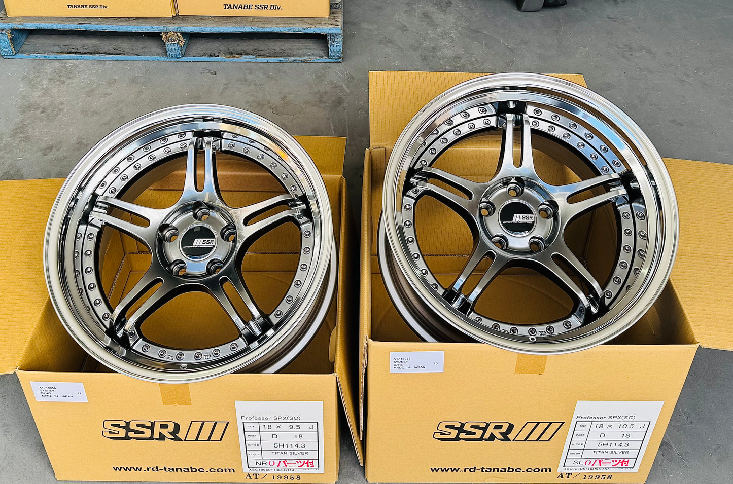 SSR SPX TITAN SILVER 18x9.5 +18 NR | 18x10.5 +18 SL 5-114.3 STAGGERED